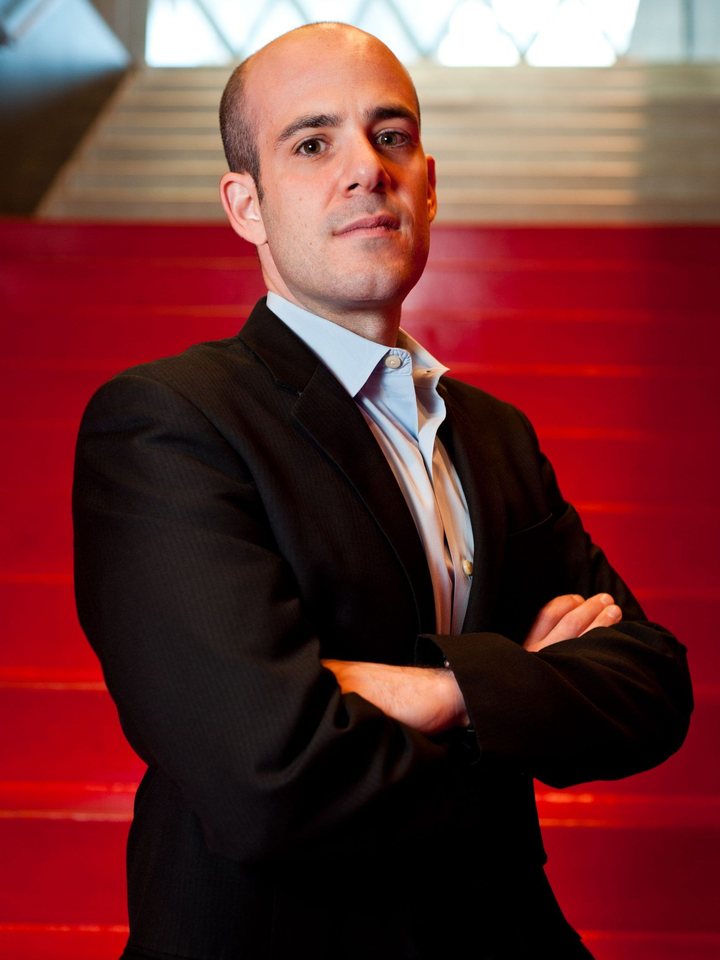 Scott Steinberg, virtual keynote speaker and business trends analyst